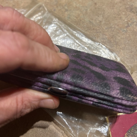 Purple leopard print cigarette or card wallet case - Picture 3 of 7